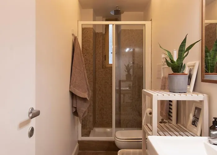 Live In Style Elegant Near Duomo شقة
